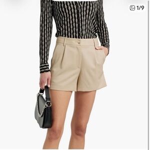 Nili Lotan Beige Women's shorts